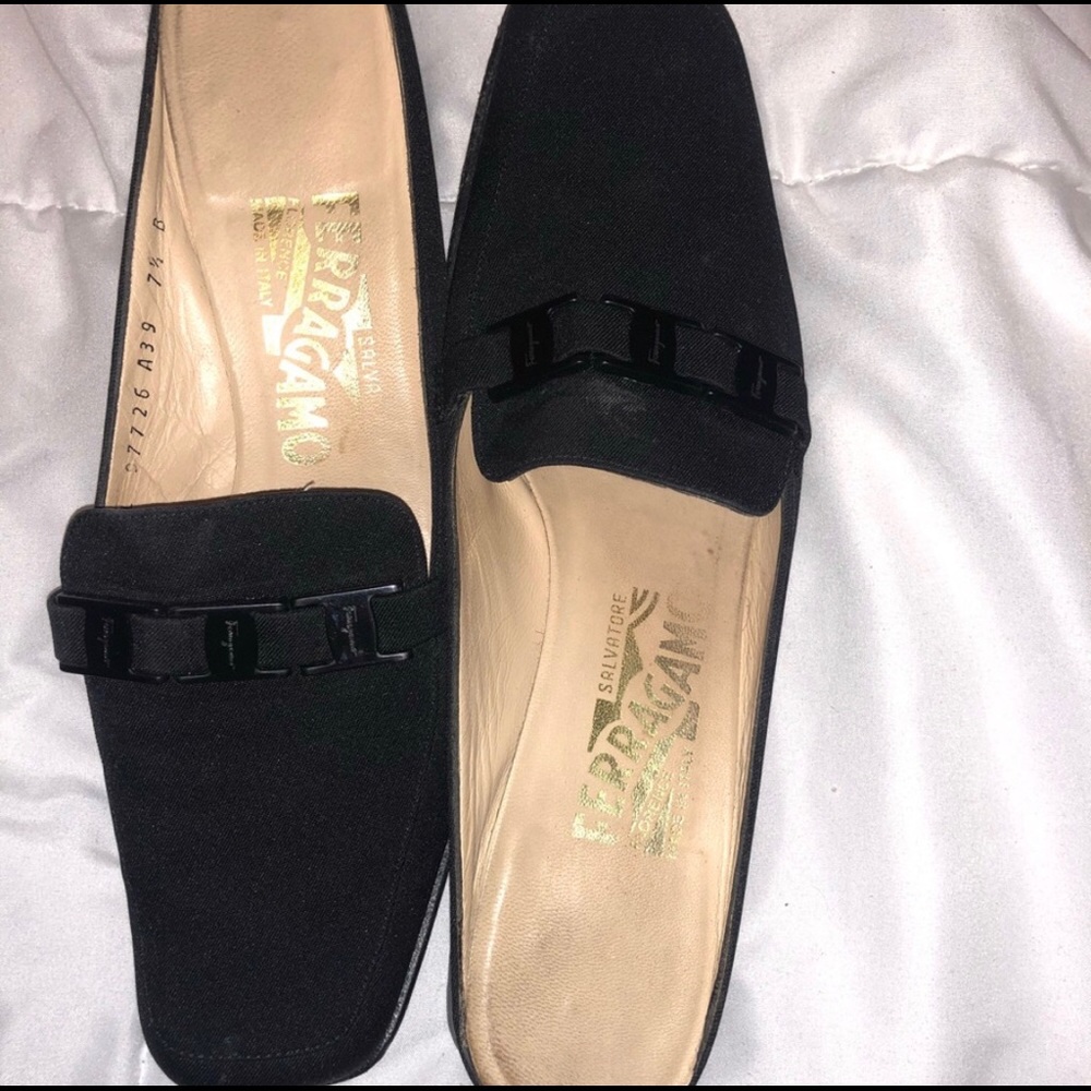 FERRAGAMO MULES